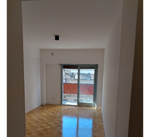 Dueño Vende 3 Ambientes Reciclado A Nuevo En Almagro, A Mts Subte Linea A Castro Barros