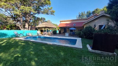 Casa En Venta Con 3 Dormitorios Y Pileta. Barrio Parque Sakura. Exaltacion De La Cruz