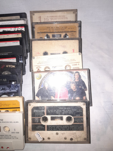 Lote De 26 Casettes Grabados Varios Interpretes Y Música Negro (Usado)