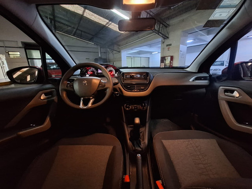 Peugeot 208 1.5 Active