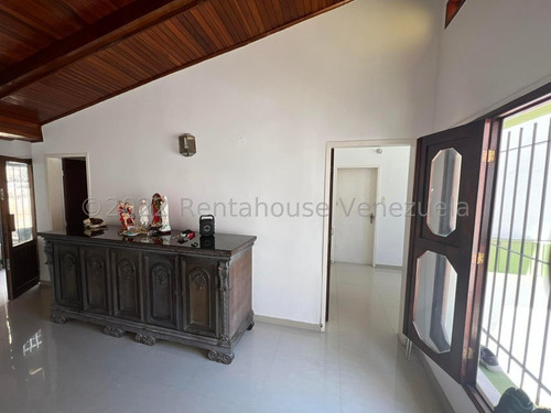 Imagen 10 de 30 de Casa En Venta, Santa Sofia, 500mts, Rah 23-9235
