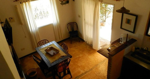 Venta Hotel 1 Dormitorio Colón Con Cochera