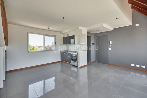 Imagen 5 de 30 de Venta Departamento Duplex 2 Ambientes En Haedo Centro (5b)