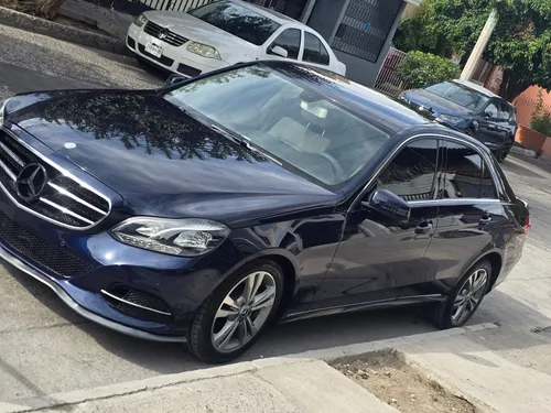 Mercedes-Benz Clase E E200 avantgard 4 cil turbo