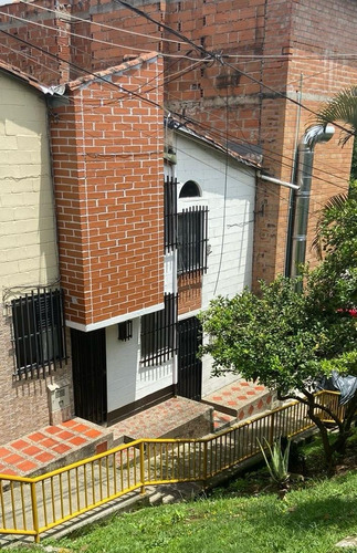 Casa Unifamiliar, Buenos Aires- Quinta Linda