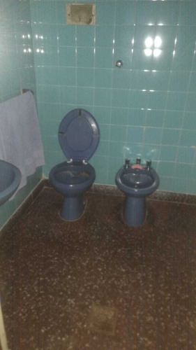Imagen 7 de 10 de Casa 5 Ambientes, Amplio Lote, La Mejor Ubicación, 2 Locales, Pileta, Parrilla !!