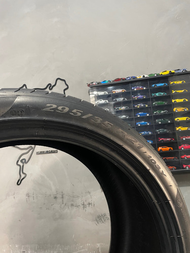 Kit De 2 Pneus Pirelli P Zero 295/35r21 Porsche Cayenne (Usado)