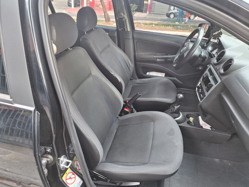 Volkswagen Gol 1.0 City Total Flex 5p
