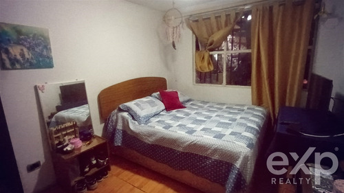 Departamento En Venta De 2 Dorm. La Ermita Ii, Lo Barnechea
