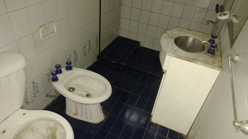 Venta De Departamento Con Cochera En Azul