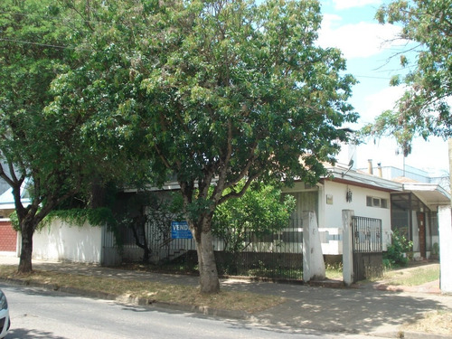 Vendo Amplia Propiedad, Uso Inmobiliario, Centro De Angol