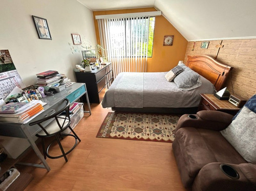 Vende Casa En Los Altos De Chiguayante.