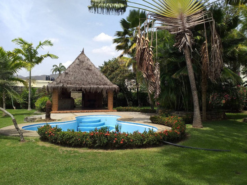 Ac Espectacular Casa Con Piscina En Urbanización Las Mercedes San Diego 4417m2