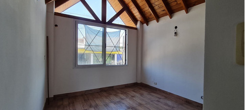 Alquiler De Departamento 3 Ambiente En Caseros, Tres De Febr