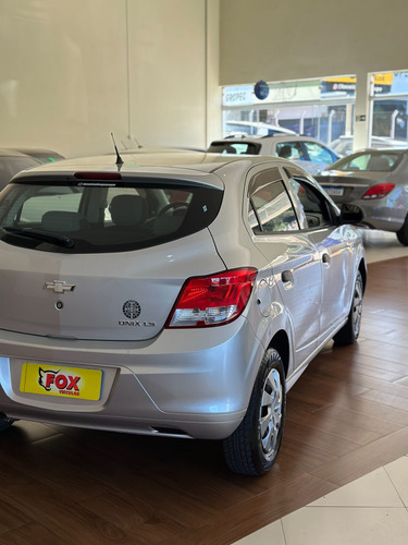Chevrolet Onix HATCH LS 1.0 8V FlexPower 5p Mec.
