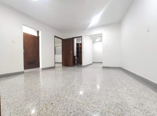 Oficina En Arriendo En Centro. Cod A25346