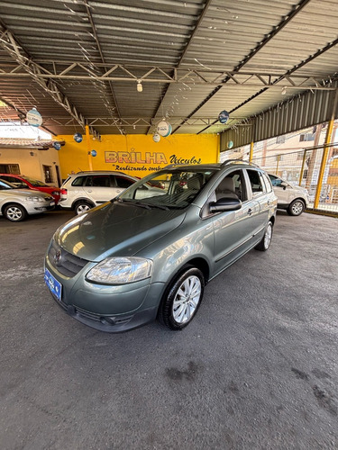 Volkswagen Spacefox Trend 1.6 8V (Flex)