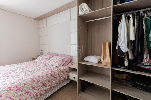 Casa Em Hípica Com 3 Dormitórios - Lu430381