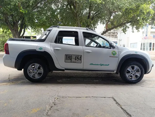 Renault Duster Oroch 2.0 Intens 4X4