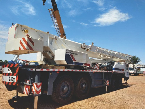Imagem 6 de 13 de Guindaste Capacidade 75ton , Marca Zoomlion Ano 12/12 - 2715