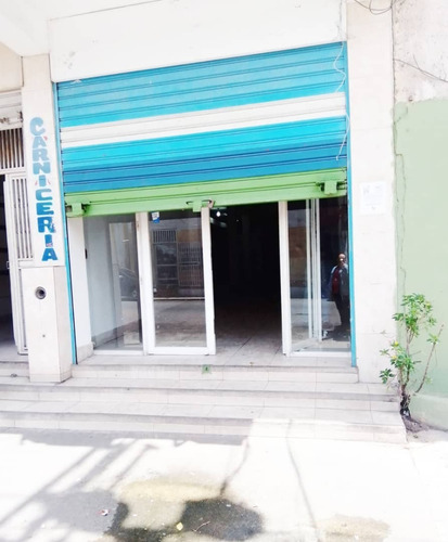 Imagen 2 de 10 de Local Comercial A Pie De Calle En Alquiler, Calle Democracia De Puerto La Cruz. Solo Clientes.