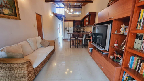 Imagen 12 de 16 de Frances Mijares Venta De Town House Urb Valle De Oro San Diego Cód 187447