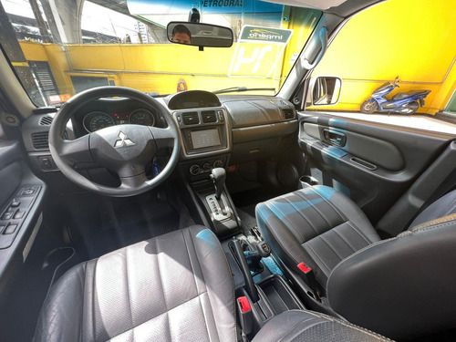 Imagem 9 de 14 de Mitsubishi Pajero Tr4 Pajero Tr4 2.0/ 2.0 Flex 16v 4x4 Aut.