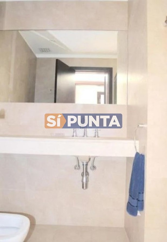 Imagen 12 de 16 de Apartamento De 3 Dormitorios Y Dependencia En Alquiler - La Barra