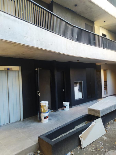 Imagen 3 de 30 de Departamento Duplex 2 Dormitorios Balcón Al Frente Y Terraza Exclusiva - Luis Agote