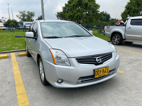Imagen 12 de 25 de Nissan Sentra 2010