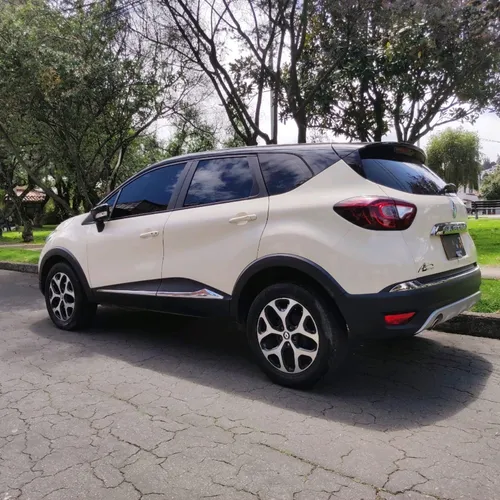 Renault Captur 2.0 Intens Automática