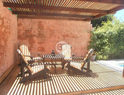 Casa Con Piscina En El Tesoro