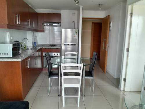 Venta De Departamento Con Estacionamiento, Metro Universidad