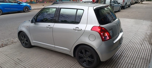 Imagen 3 de 14 de Suzuki Swift 2009 1.5 N