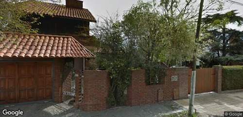 En Ciudad Jardin A Metros De La Estacion Chalet 4 Ambientes Tres Baños Amplio Lote A Metros De La Plaza Del Avion F: 4544