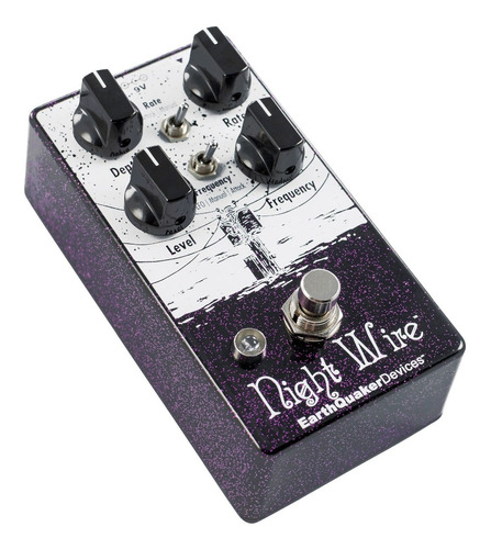 Pedal Trémolo Night Wire V2 Earthquaker Devices Harmonic Cor Negro