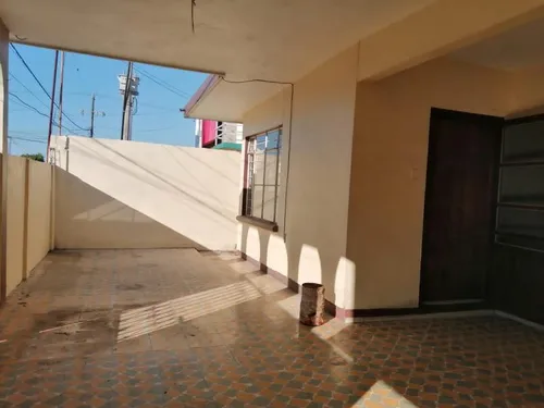 Venta Casa 2 Recamaras En La Col. Del Valle Tuxpan Veracruz.