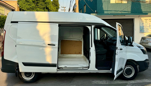 Ford Transit 2.2 Pasajeros Larga Techo Alto Custom Mt