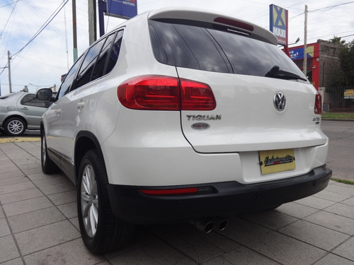 Imagen 6 de 20 de Volkswagen Tigual Sport & Style 200tsi 4motion { Excelente }