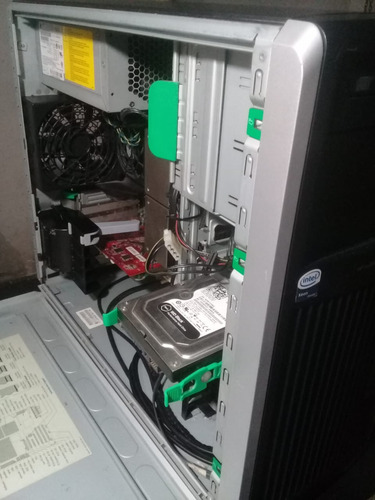 Hp Pro Workstation Xw8400 2x Quad Core E5345 2.33ghz 4gb