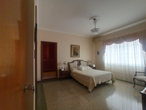 Imagen 17 de 27 de Se Vende Casa 600m2 5h+s/4b+s/5p Vista Alegre