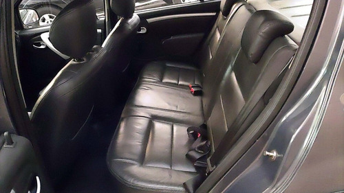 Imagem 12 de 13 de Renault Sandero Stepway Stepway 1.6
