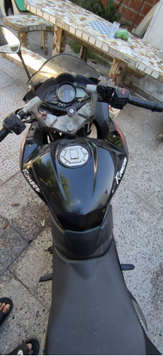 Imagen 16 de 17 de Bajaj Rouser Rs 200