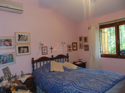 Casa En Pinares, 3 Dormitorios *- Ref: 3870