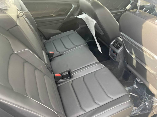 Imagem 12 de 12 de Volkswagen Tiguan Allspace 350tsi R-line .pack Black .