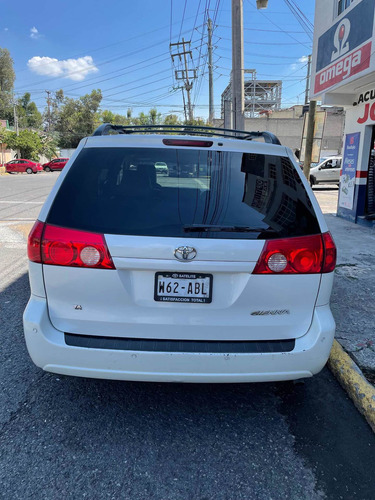 Imagen 5 de 13 de Toyota Sienna 2009 3.5 Xle Piel Mt
