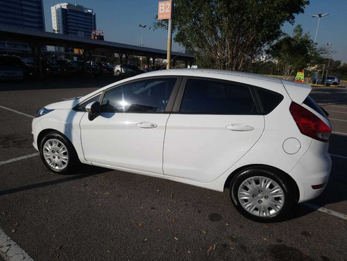 Imagem 9 de 10 de Ford Fiesta 2017 1.6 16v Se Flex 5p