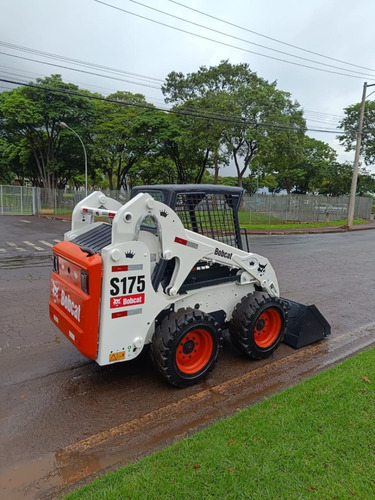 Mini-carregadeira Bobcat S175 Ref.243213