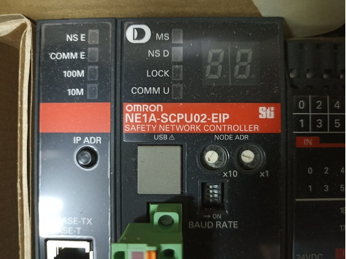 Controlador De Red De Seguridad Omron Ne1a-scpu02-eip 