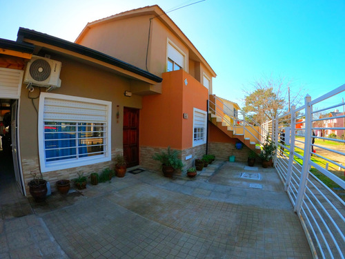 Casa 3 Dormitorios, Patio, Quincho, Nueva.